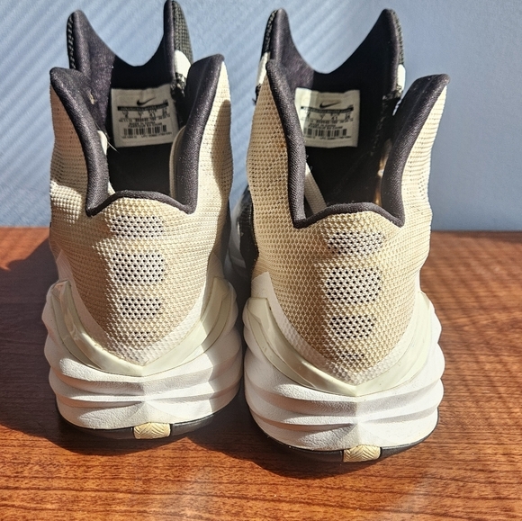 Nike Hyperdunk High Tops 2014 Size 8 - Picture 7 of 8